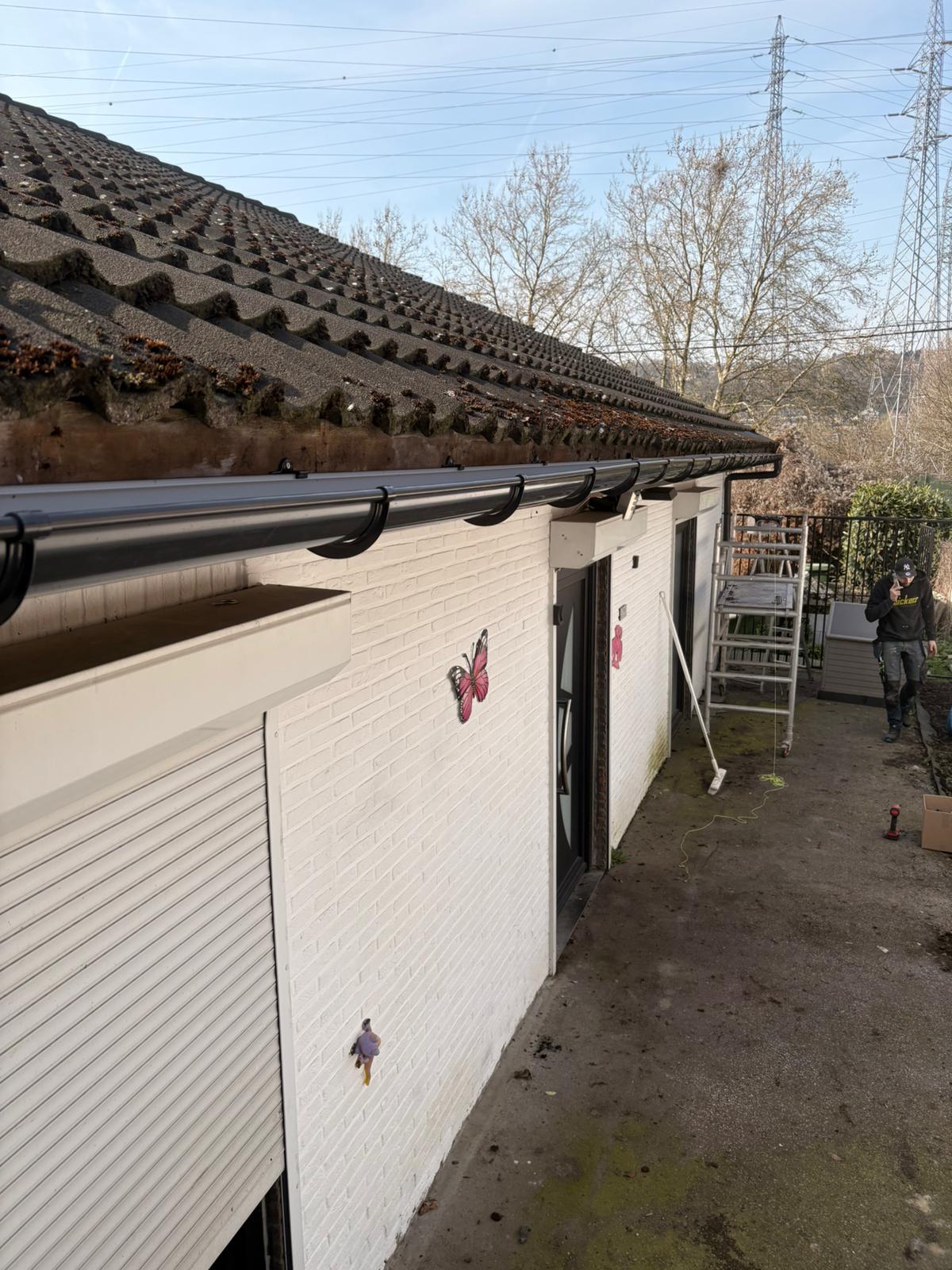 Changement gouttières à Flemalle - gouttières neuves installées - TS Pro-Tech